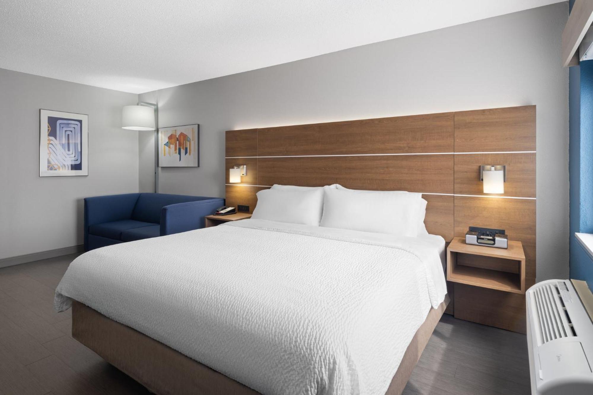 Holiday Inn Express Sheboygan-Kohler / I-43 By Ihg Exterior photo