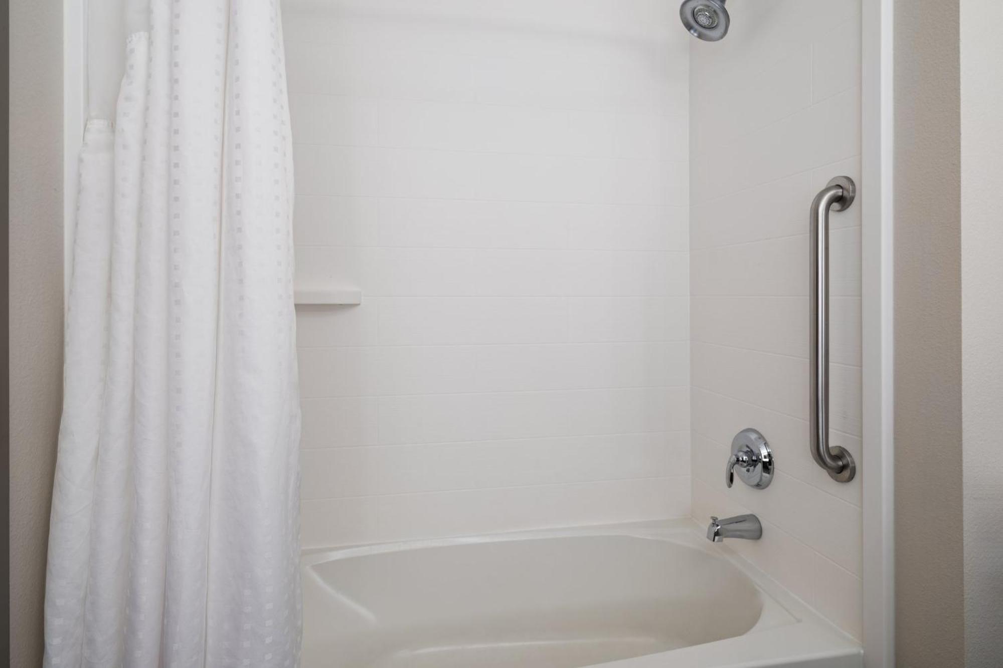Holiday Inn Express Sheboygan-Kohler / I-43 By Ihg Exterior photo