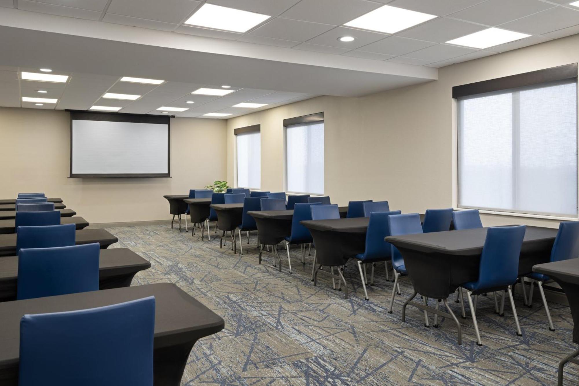 Holiday Inn Express Sheboygan-Kohler / I-43 By Ihg Exterior photo