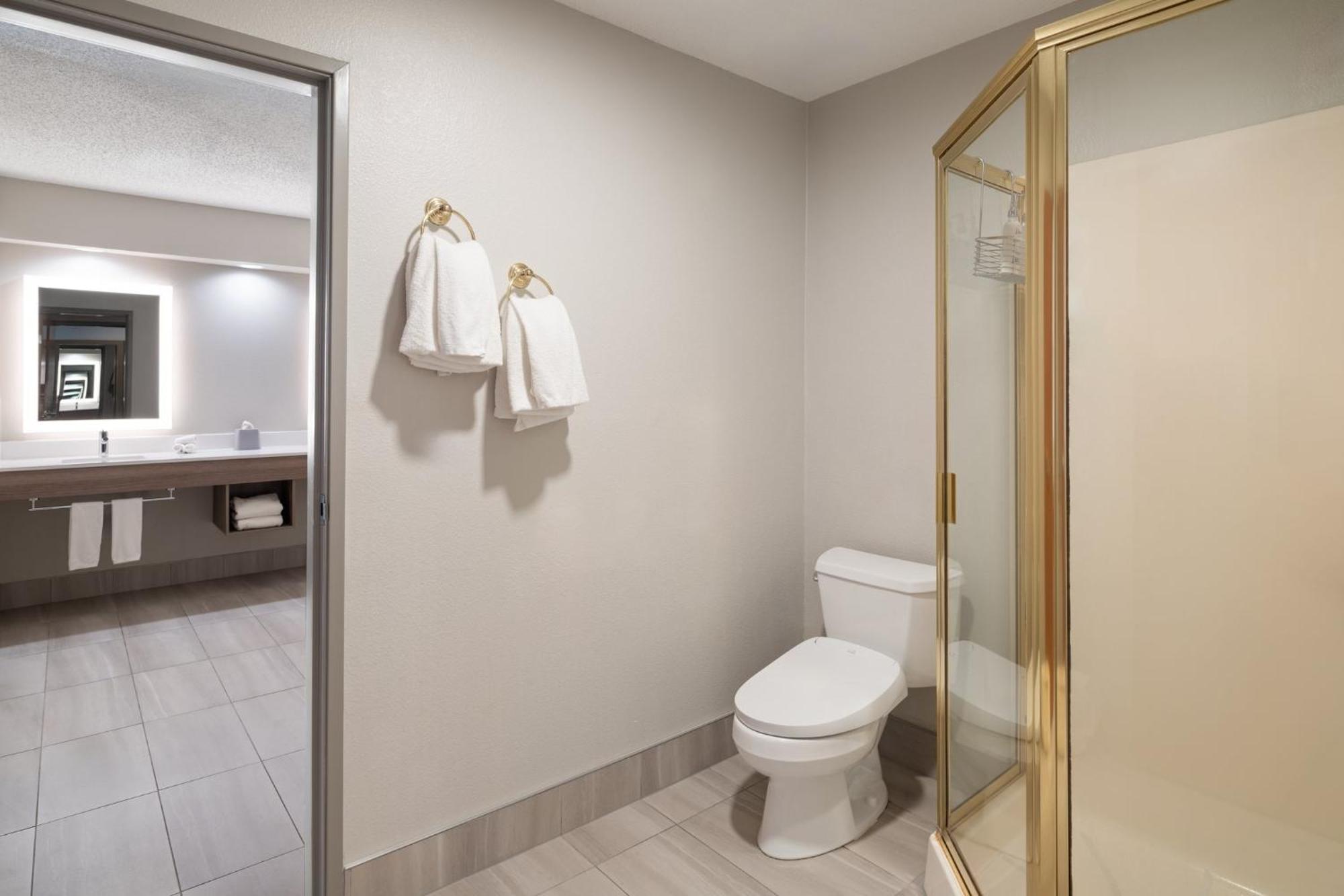 Holiday Inn Express Sheboygan-Kohler / I-43 By Ihg Exterior photo