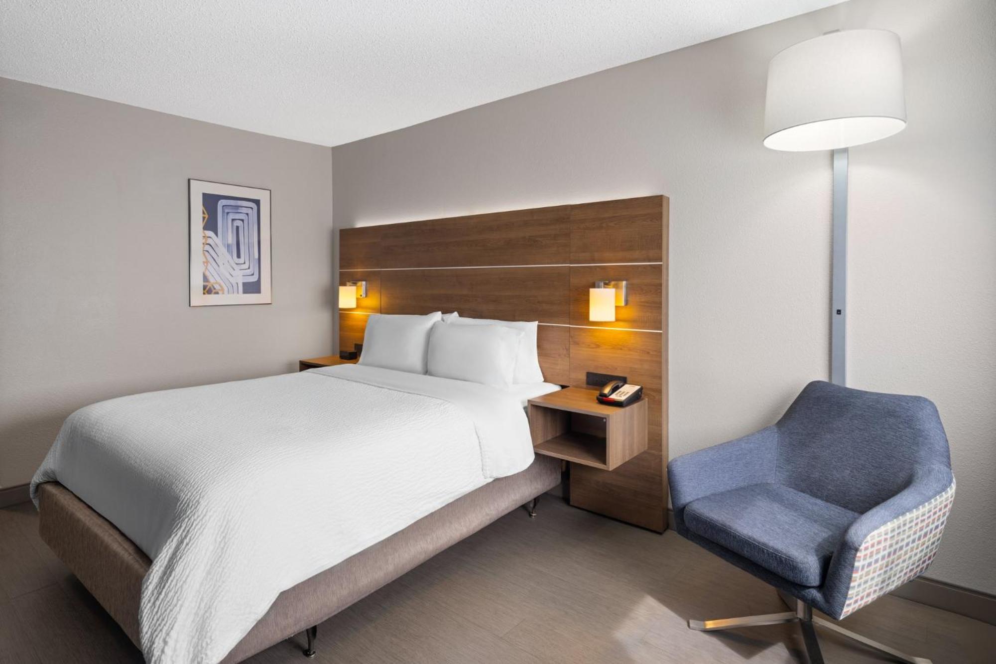 Holiday Inn Express Sheboygan-Kohler / I-43 By Ihg Exterior photo