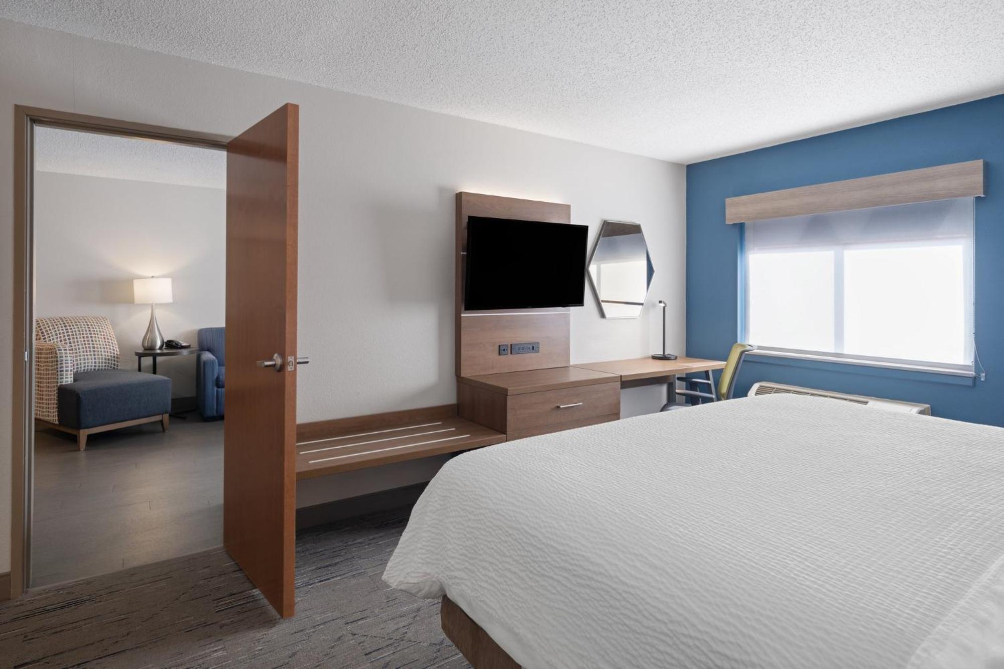 Holiday Inn Express Sheboygan-Kohler / I-43 By Ihg Exterior photo